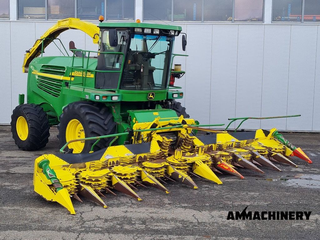 John Deere 7700 including Kemper 375