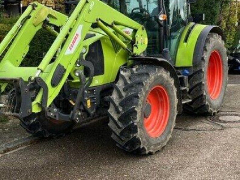 Claas Arion 440