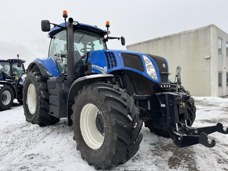 New Holland T8.390