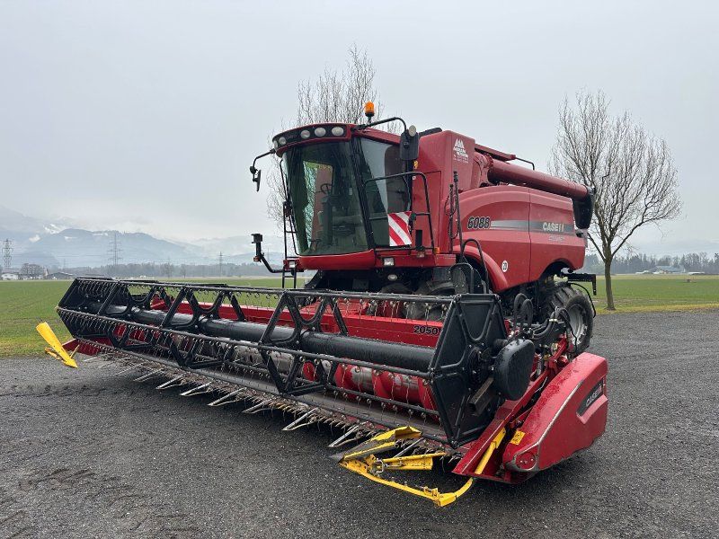 Case IH AF 6088 mit Schneidwerk 7,30 m