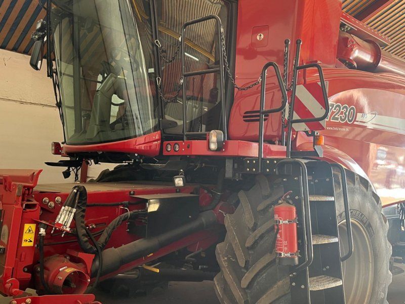 Case IH 7230