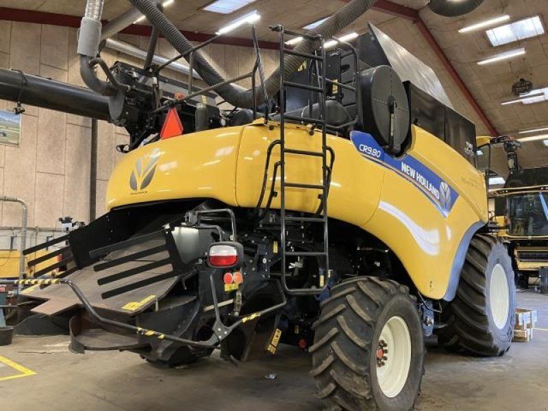 New Holland CR9.80