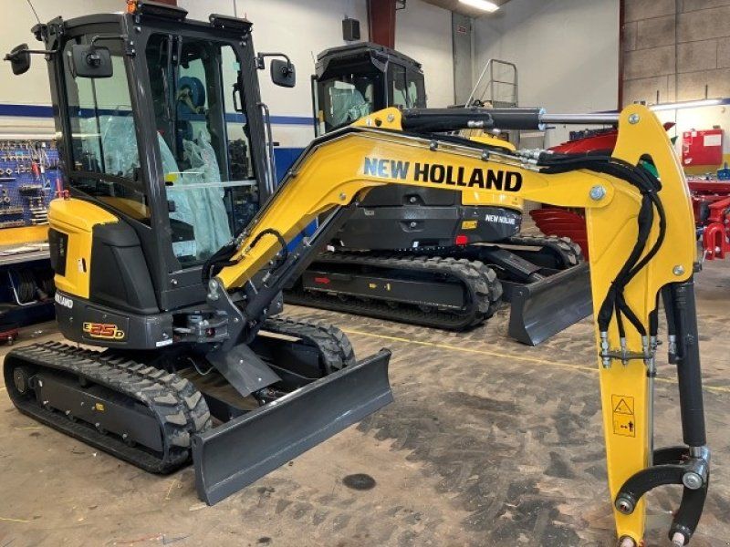 New Holland E25D minigraver