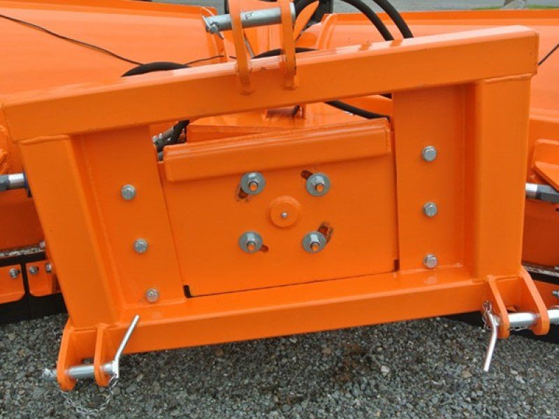 Stöckli Pro G302 220-330 cm.