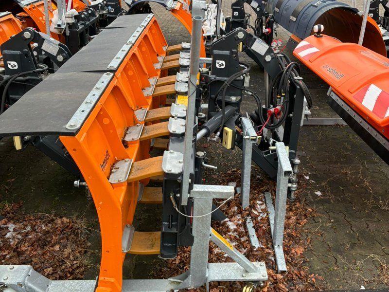 Aebi Schmidt Cirron SL30