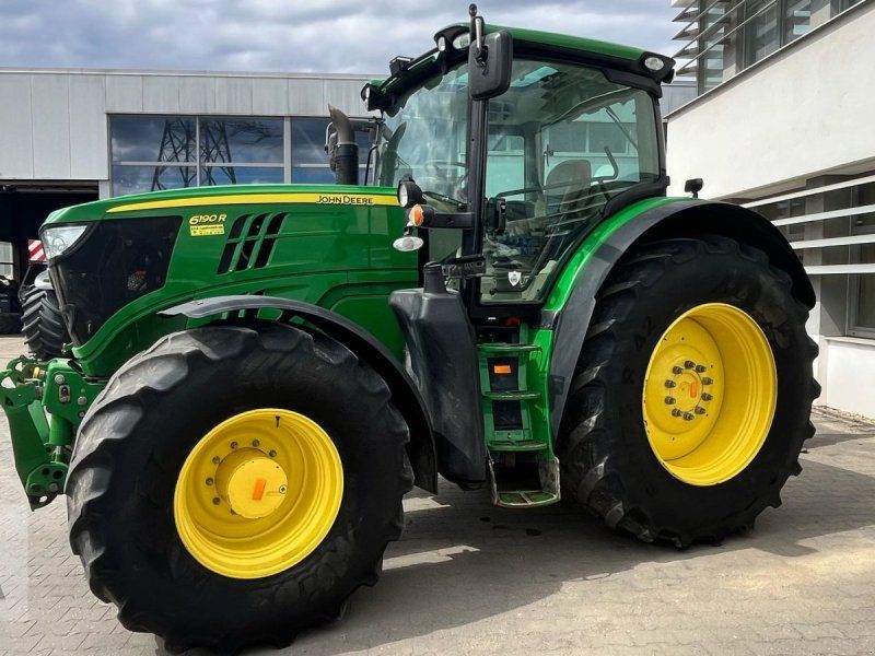 John Deere 6190R