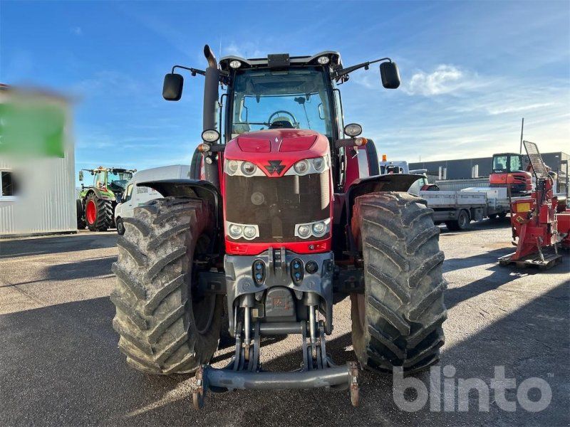 Massey Ferguson 8670