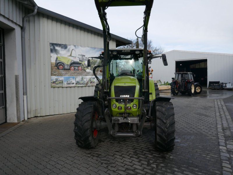 Claas Axos 320 CX