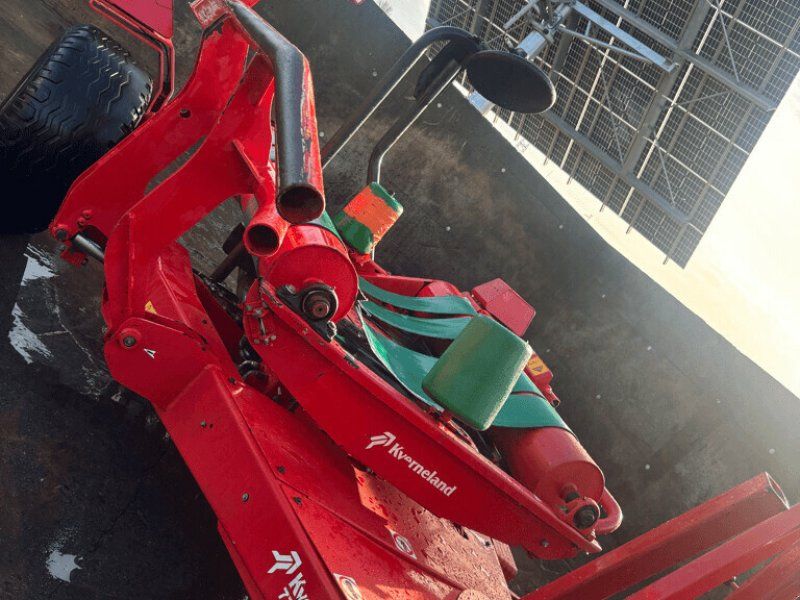 Kverneland ENRUBANNEUSE 7740 S