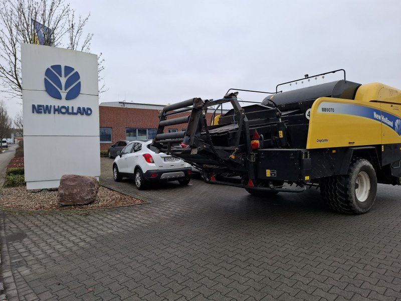 New Holland BB 9070 / BB9070