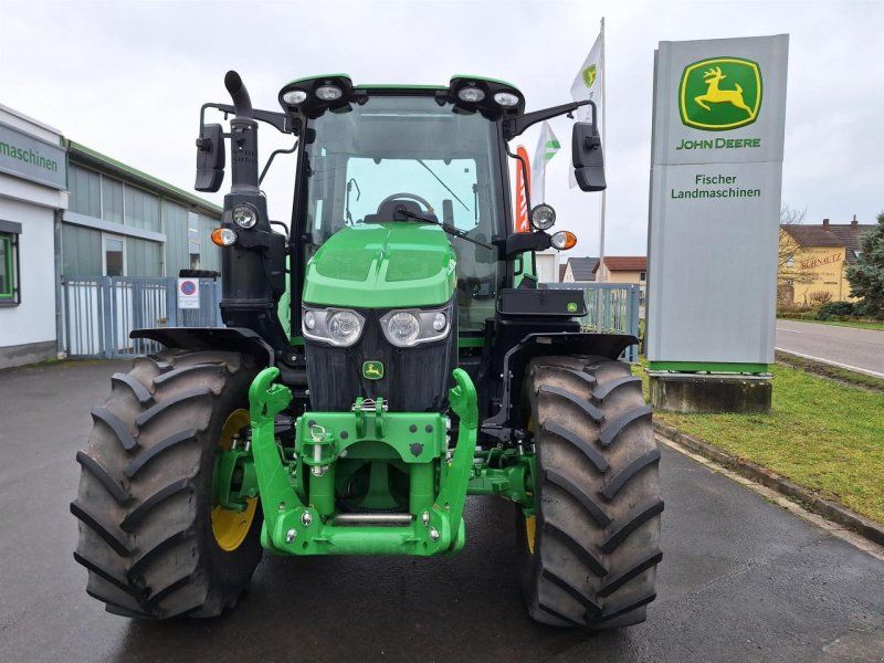 John Deere 6090M