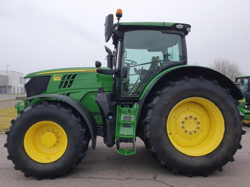 John Deere 6175R AP 40