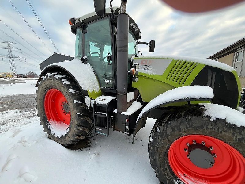 Claas AXION 840