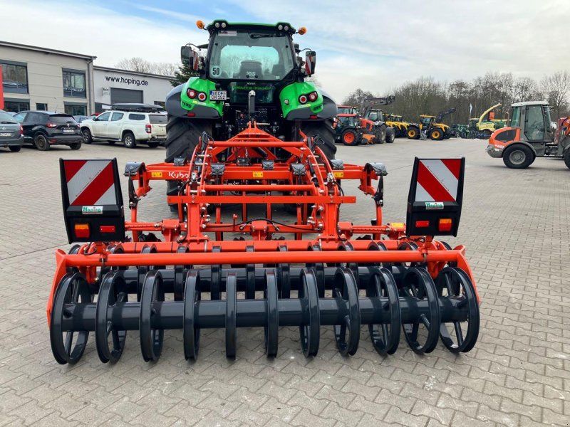Kubota CU3301P-Triflex 700A