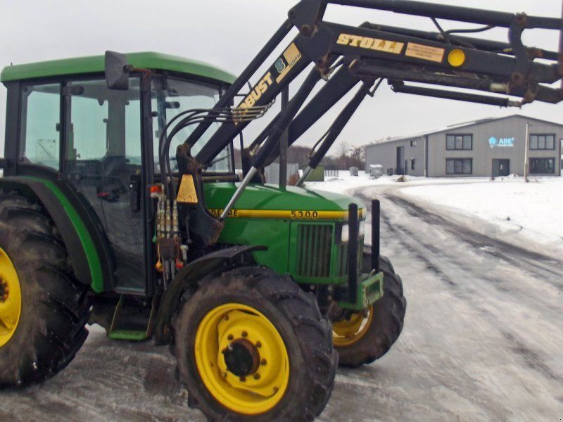 John Deere 5300 +Frontlader