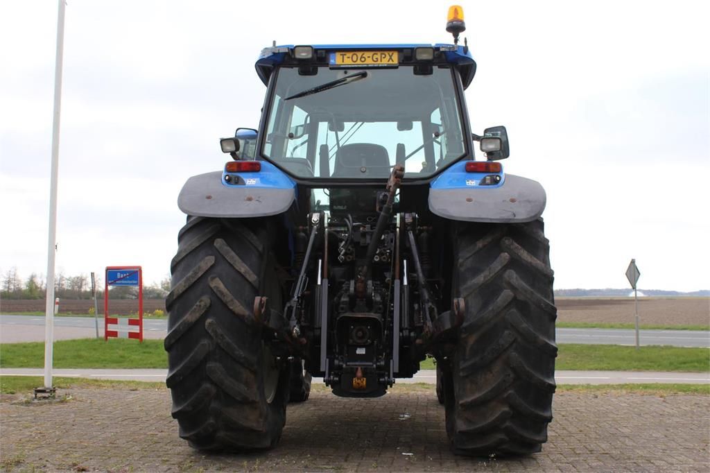 New Holland TM190