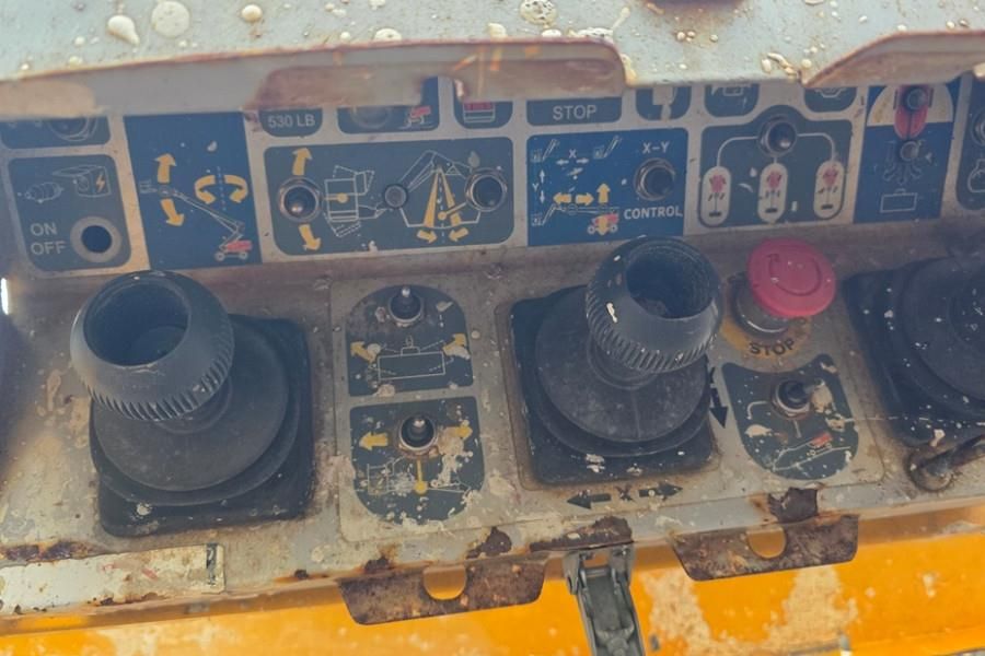 Manitou 280 TJ As-Is, Engine Missing, 28m Working height,