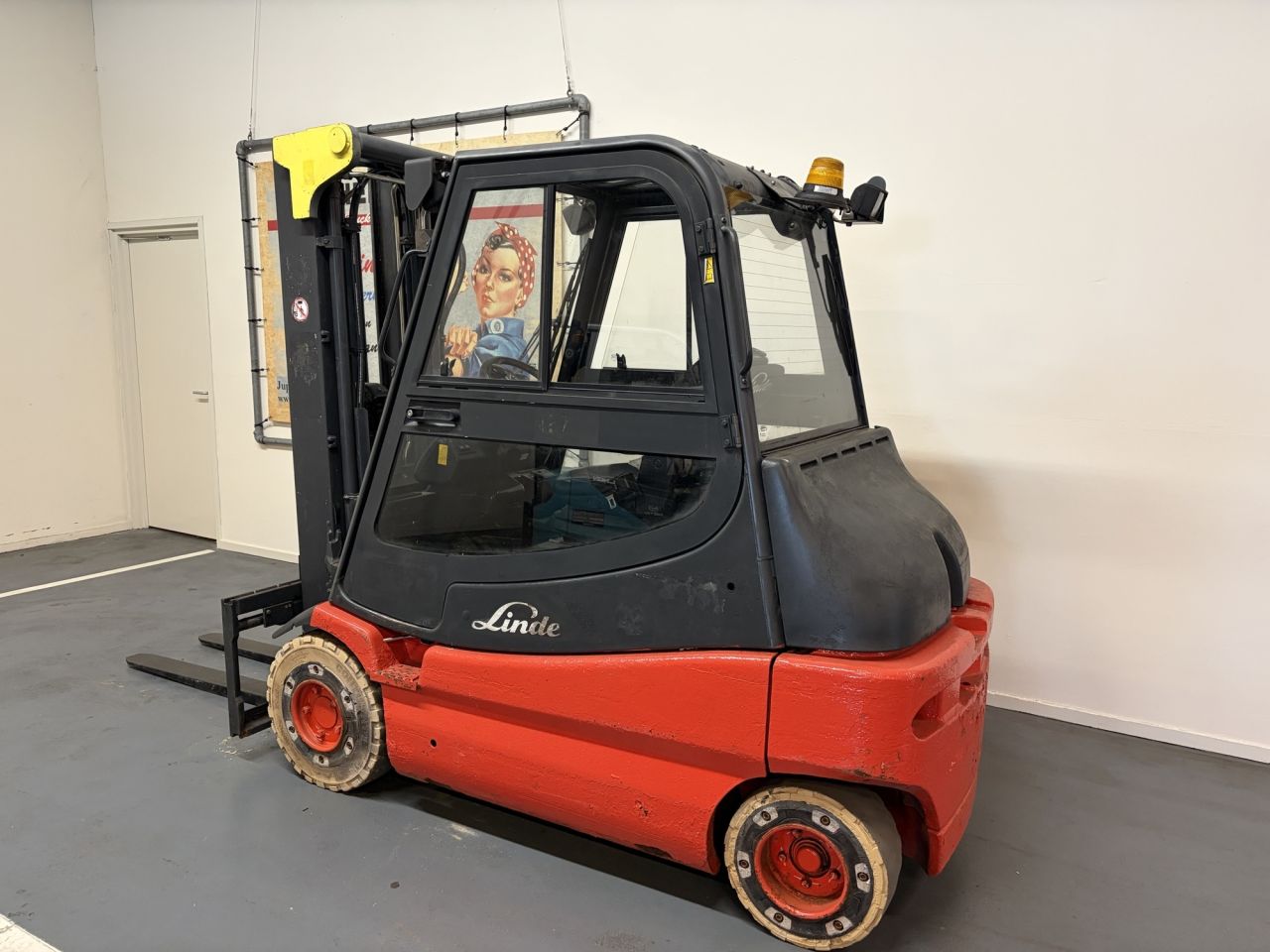Linde E30-03