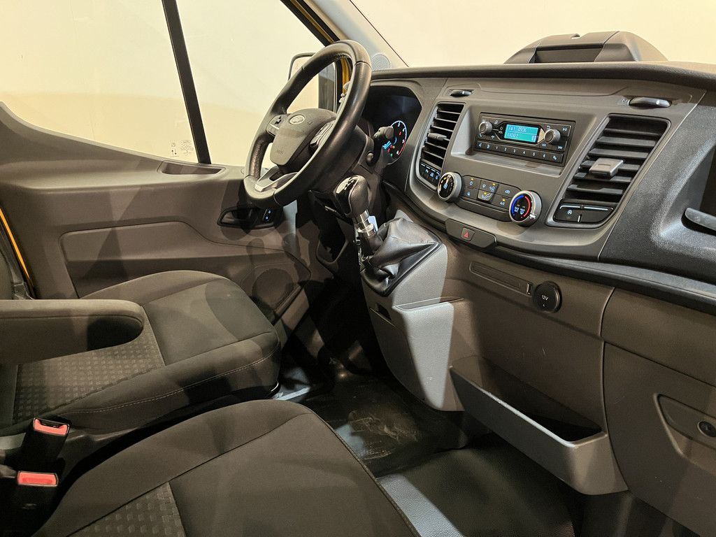 Ford Transit 350 2.0 TDCI L2H2 Trend 130 PK Servicebus / Inrichting / Euro 6 / Airco / Cruise Control / Trekhaak / PDC / 3-Zits