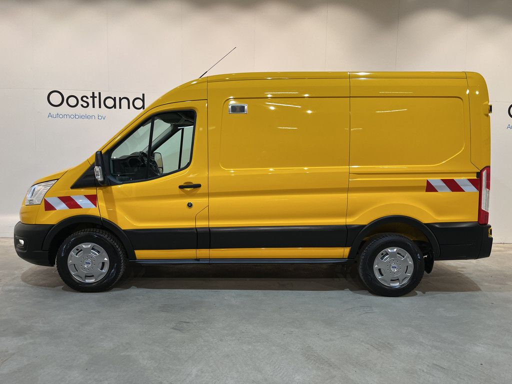 Ford Transit 350 2.0 TDCI L2H2 Trend 130 PK Servicebus / Inrichting / Euro 6 / Airco / Cruise Control / Trekhaak / PDC / 3-Zits