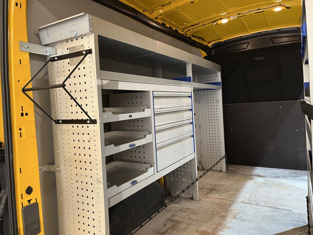 Ford Transit 350 2.0 TDCI L2H2 Trend 130 PK Servicebus / Inrichting / Euro 6 / Airco / Cruise Control / Trekhaak / PDC / 3-Zits