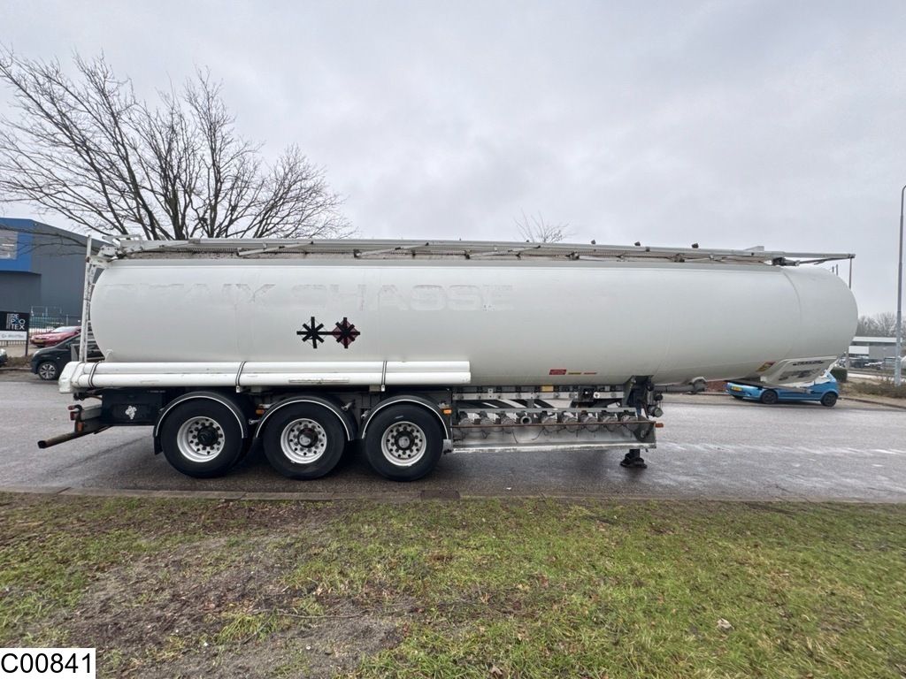 Trailor Fuel ADR, 40119 Liter, 9 Comp