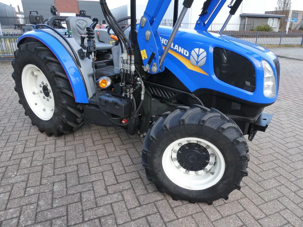 New Holland T3.65F 4wd / 00468 Draaiuren