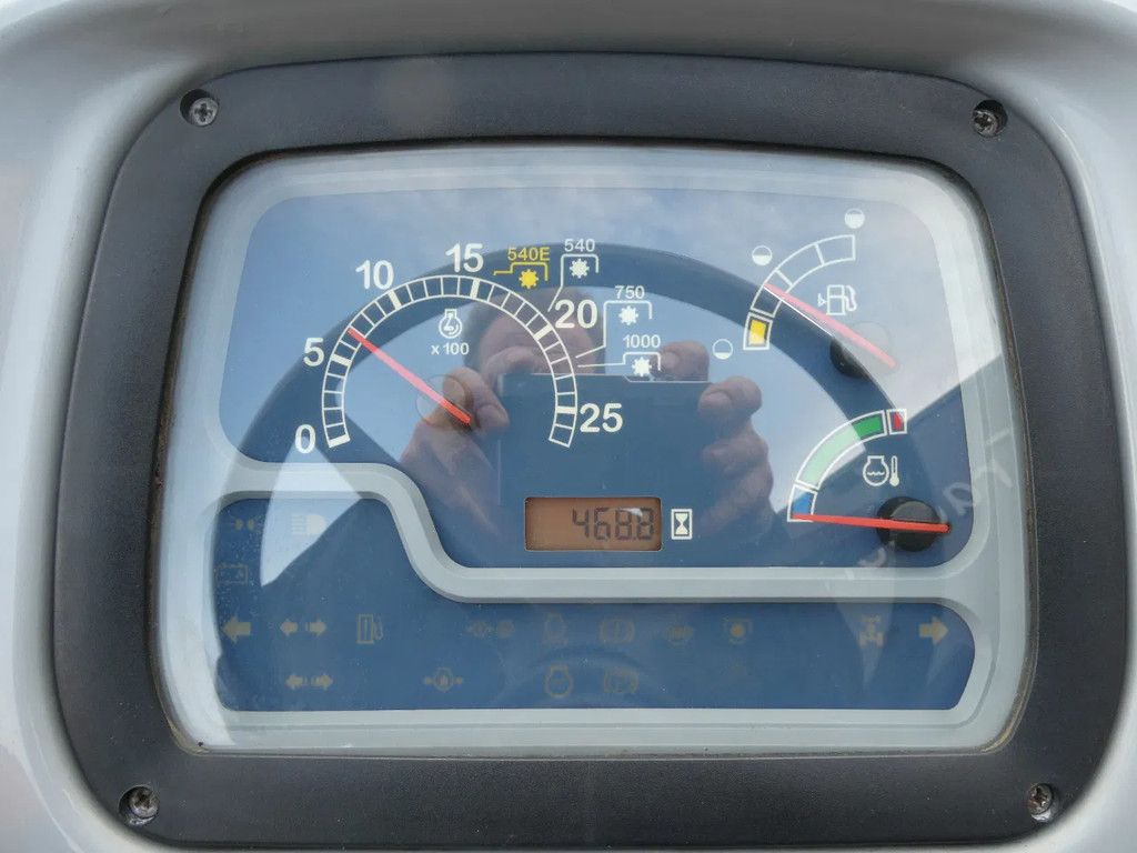 New Holland T3.65F 4wd / 00468 Draaiuren