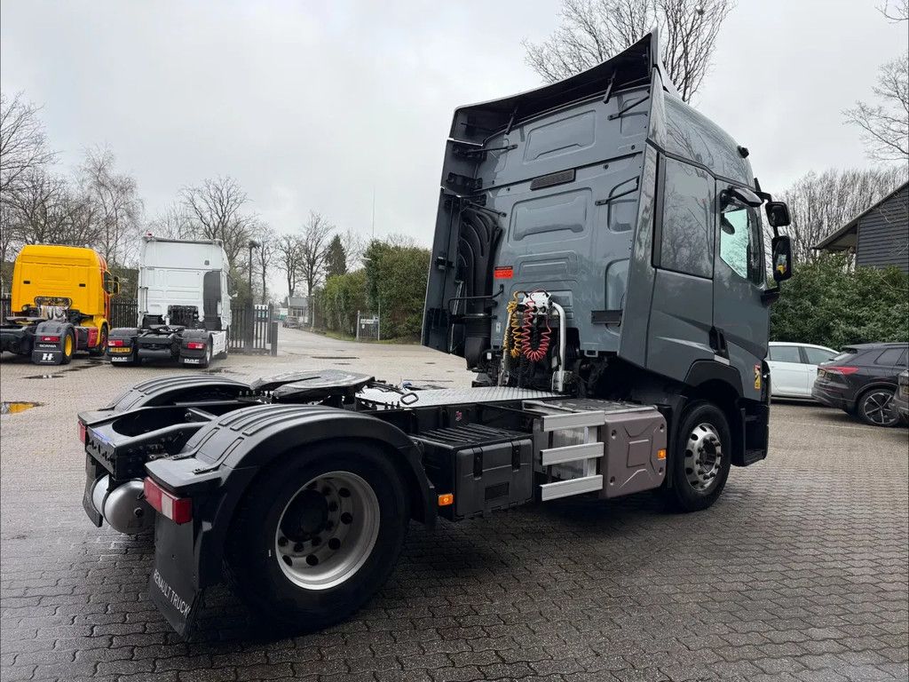 Renault T460 Comfort 4X2 Koelkast German Truck