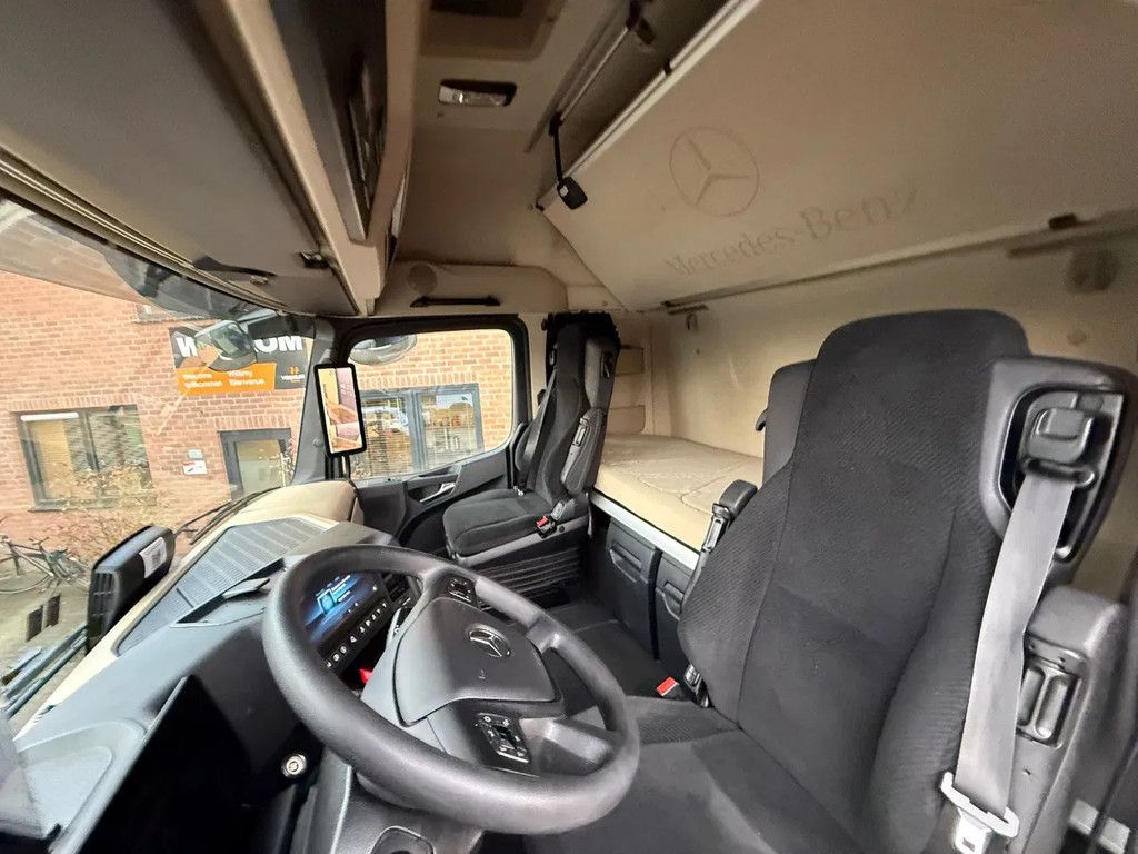 Mercedes-Benz Actros 1845 L Gigaspace 2x tank Standairco Smarttacho 2! NL Truck