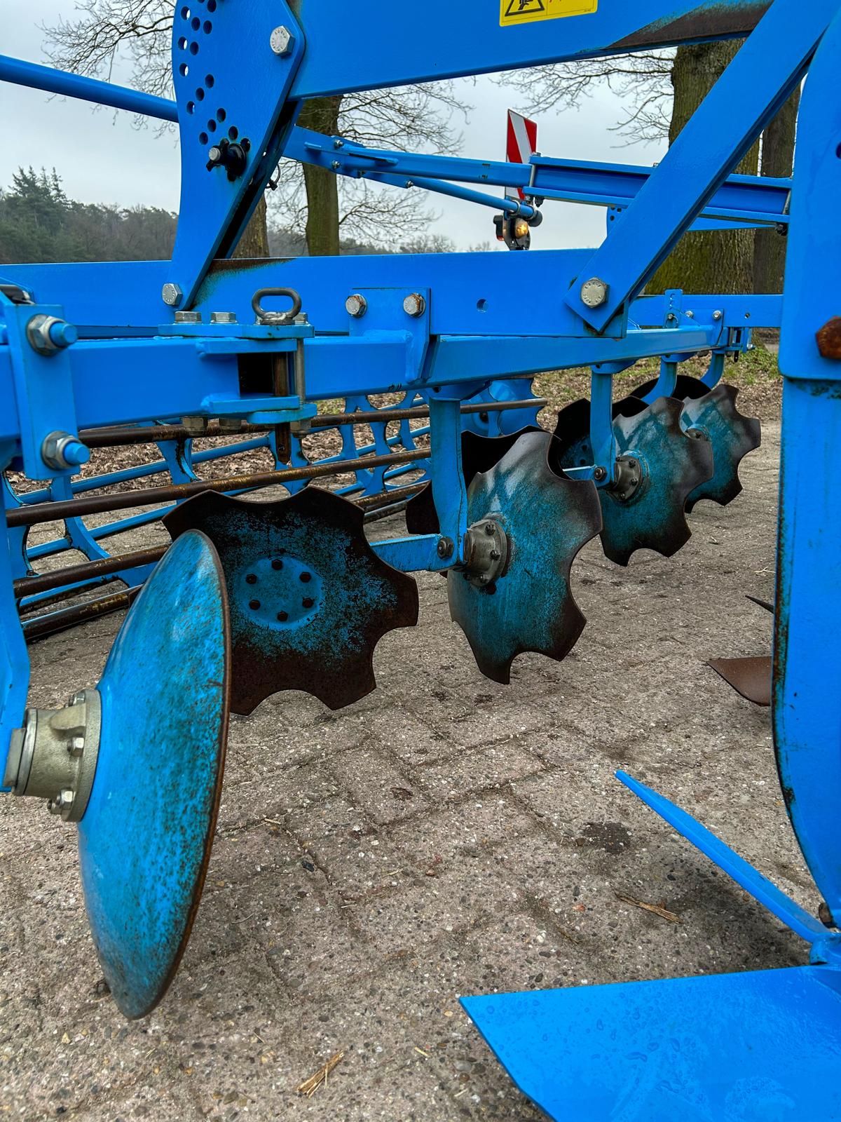 Lemken Kristall 9 300 vleugelschaarcultivator, Smaragd