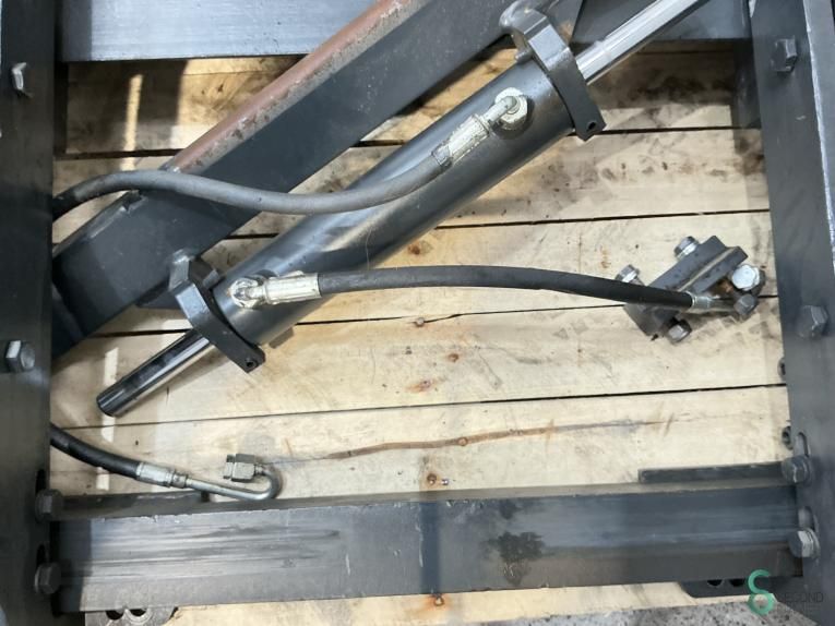 Anbaugeräte Unknown