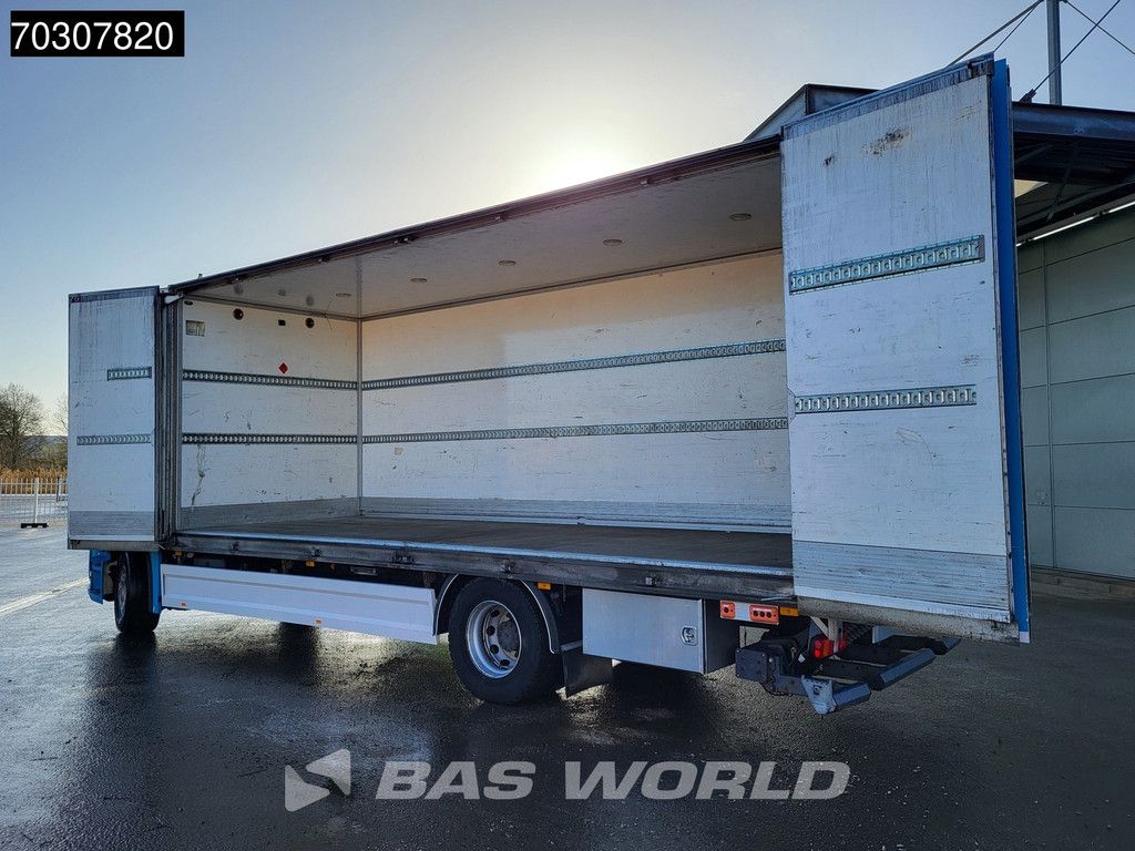 Mercedes Actros Actros 1824 4X2 18tonner Air suspension 2000kg Ladebordwand Automatic Euro 6