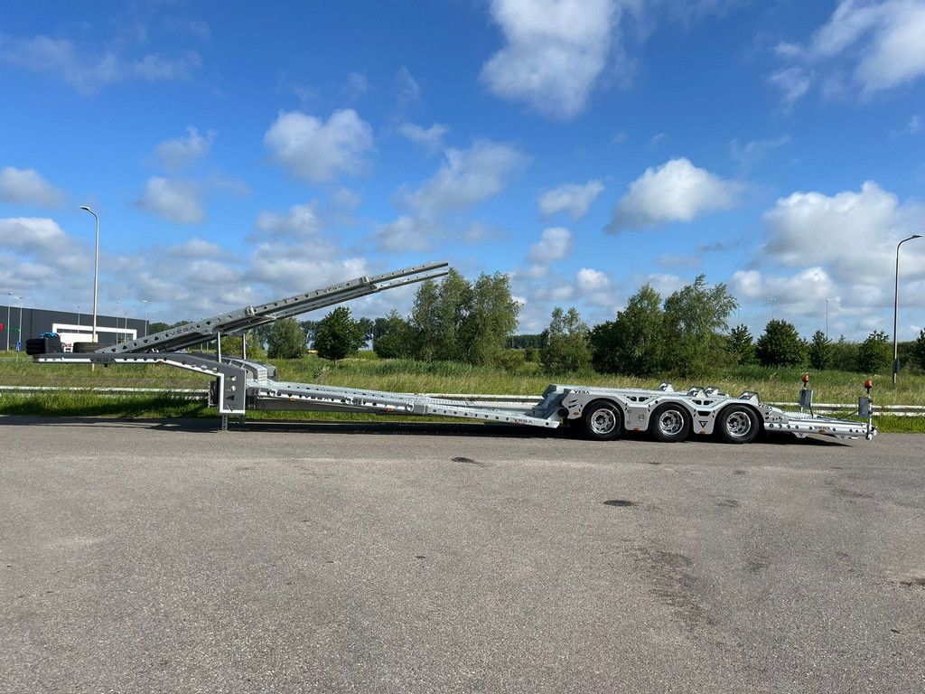 VEGA Trailer PROMAX 3 axle trucktransporter OV-49-NJ