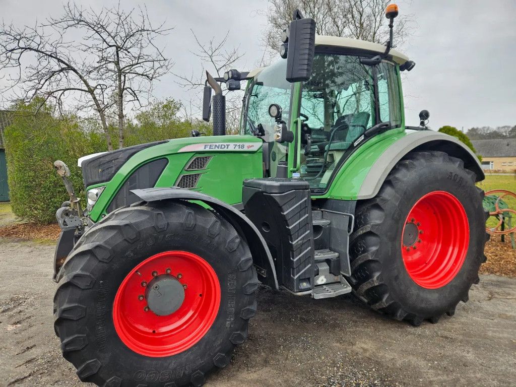 Fendt 718 scr Profi (716 720 722 724 ) cabine 3-punt vering 2 bremse pedalen.