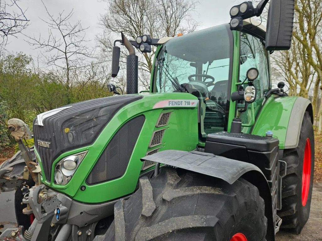 Fendt 718 scr Profi (716 720 722 724 ) cabine 3-punt vering 2 bremse pedalen.