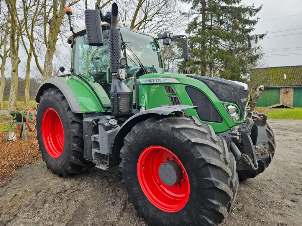 Fendt 718 scr Profi (716 720 722 724 ) cabine 3-punt vering 2 bremse pedalen.