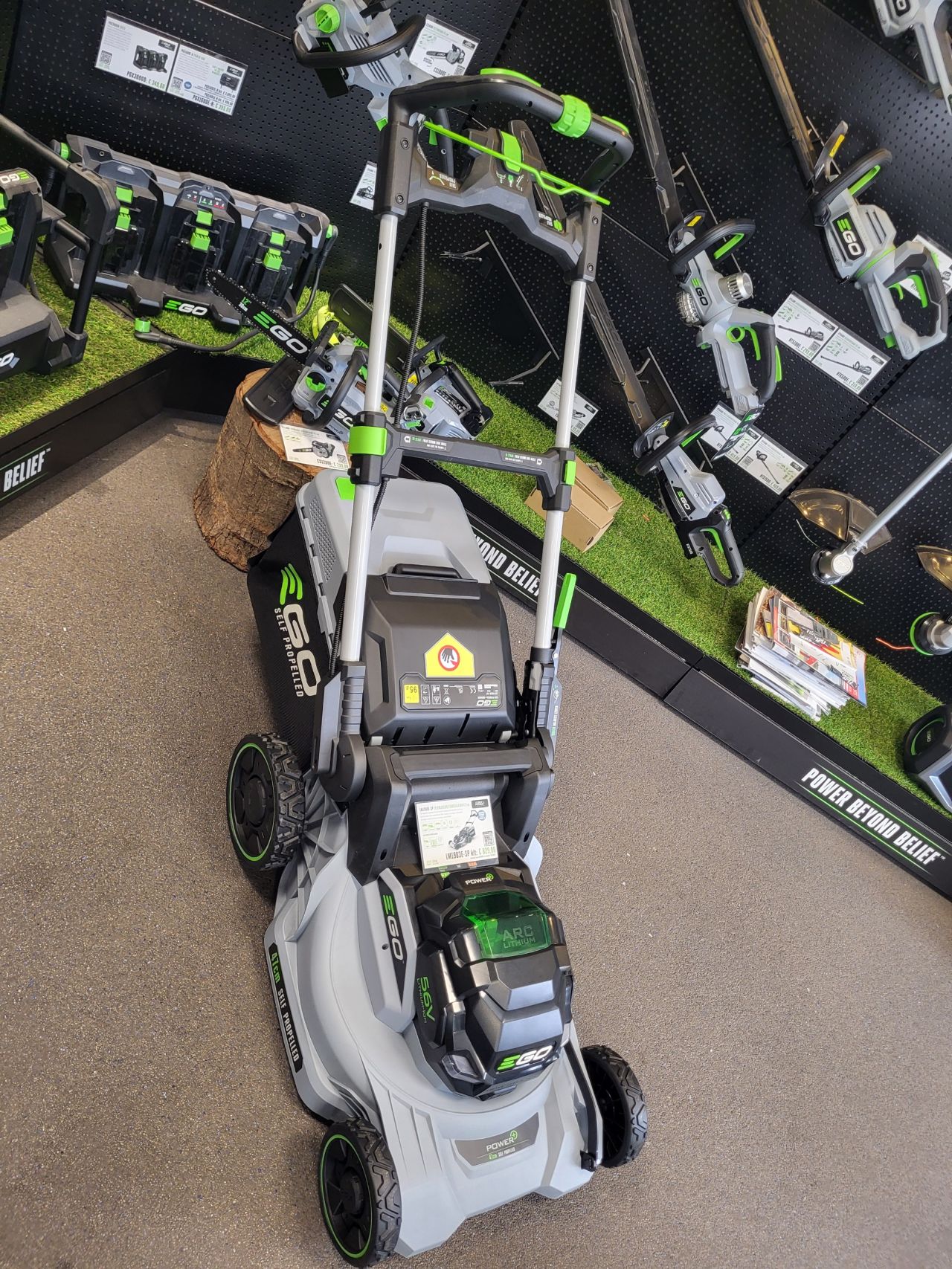 EGO LM1903E-SP Accu Grasmaaier 47 cm Zelfrijdend met AccuenLader