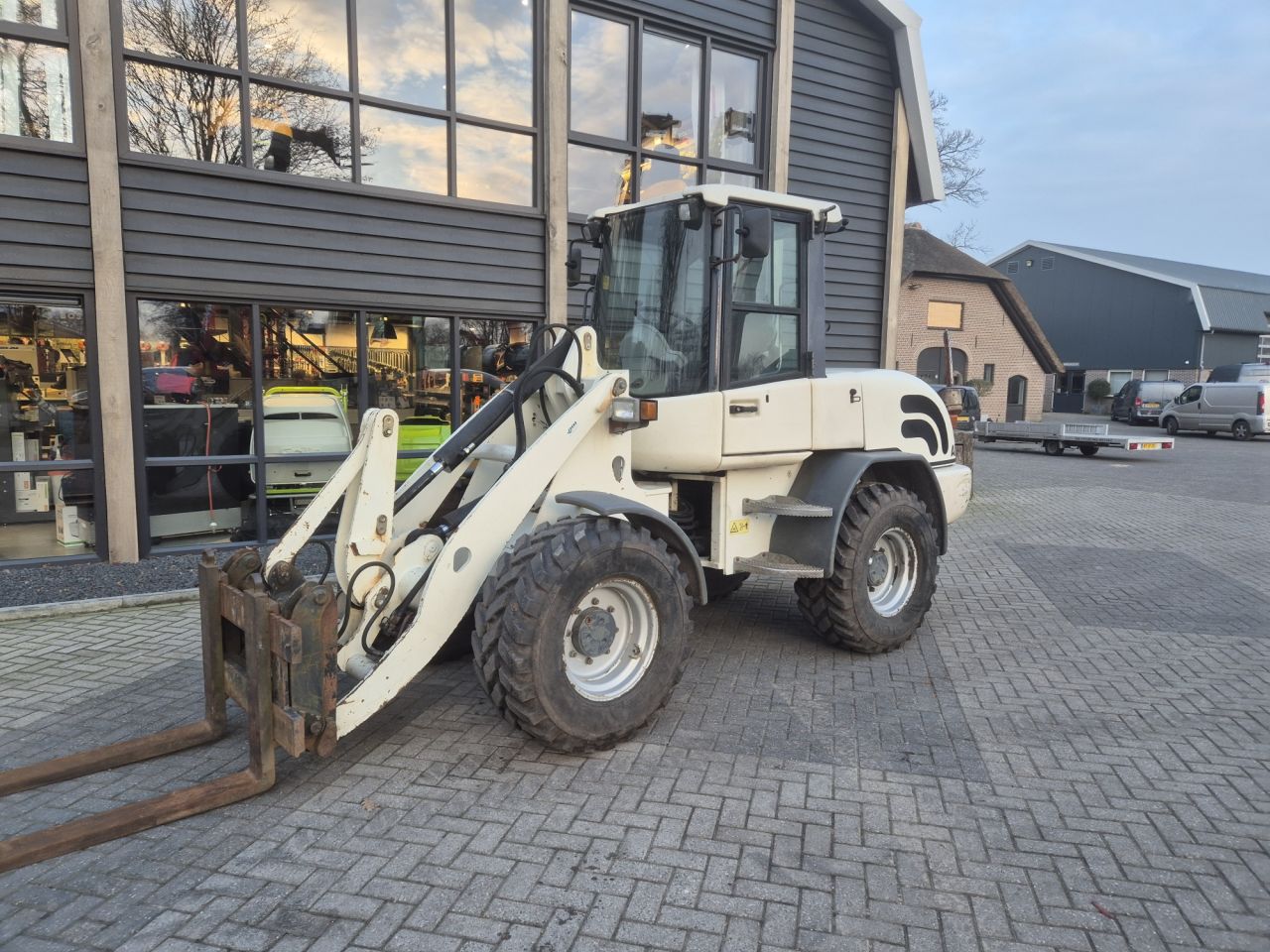 Gebruikte SCHAEFF TEREX AL100 shovel met gewicht van 6500 kgs