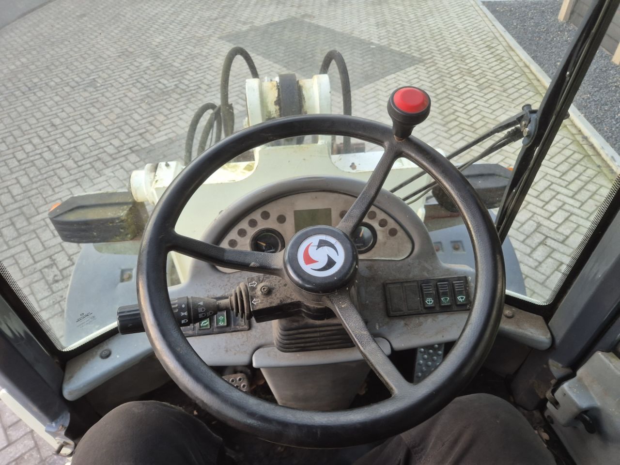 Gebruikte SCHAEFF TEREX AL100 shovel met gewicht van 6500 kgs