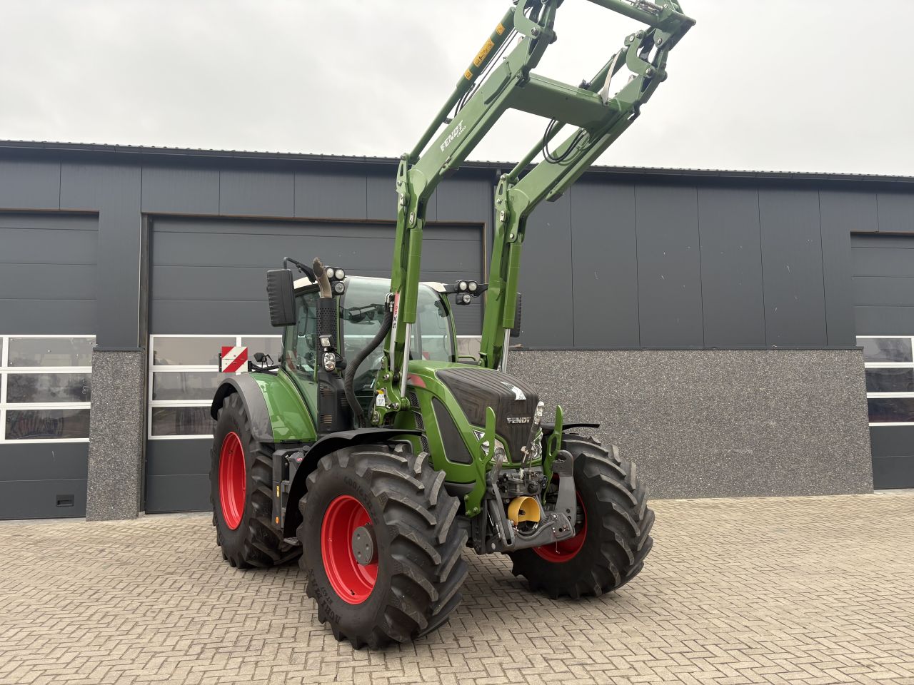 Fendt 724 profiplus s4