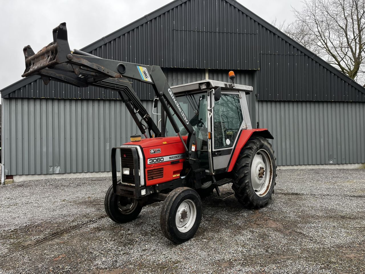 Massey Ferguson 3060 40km met voorlader MARGE