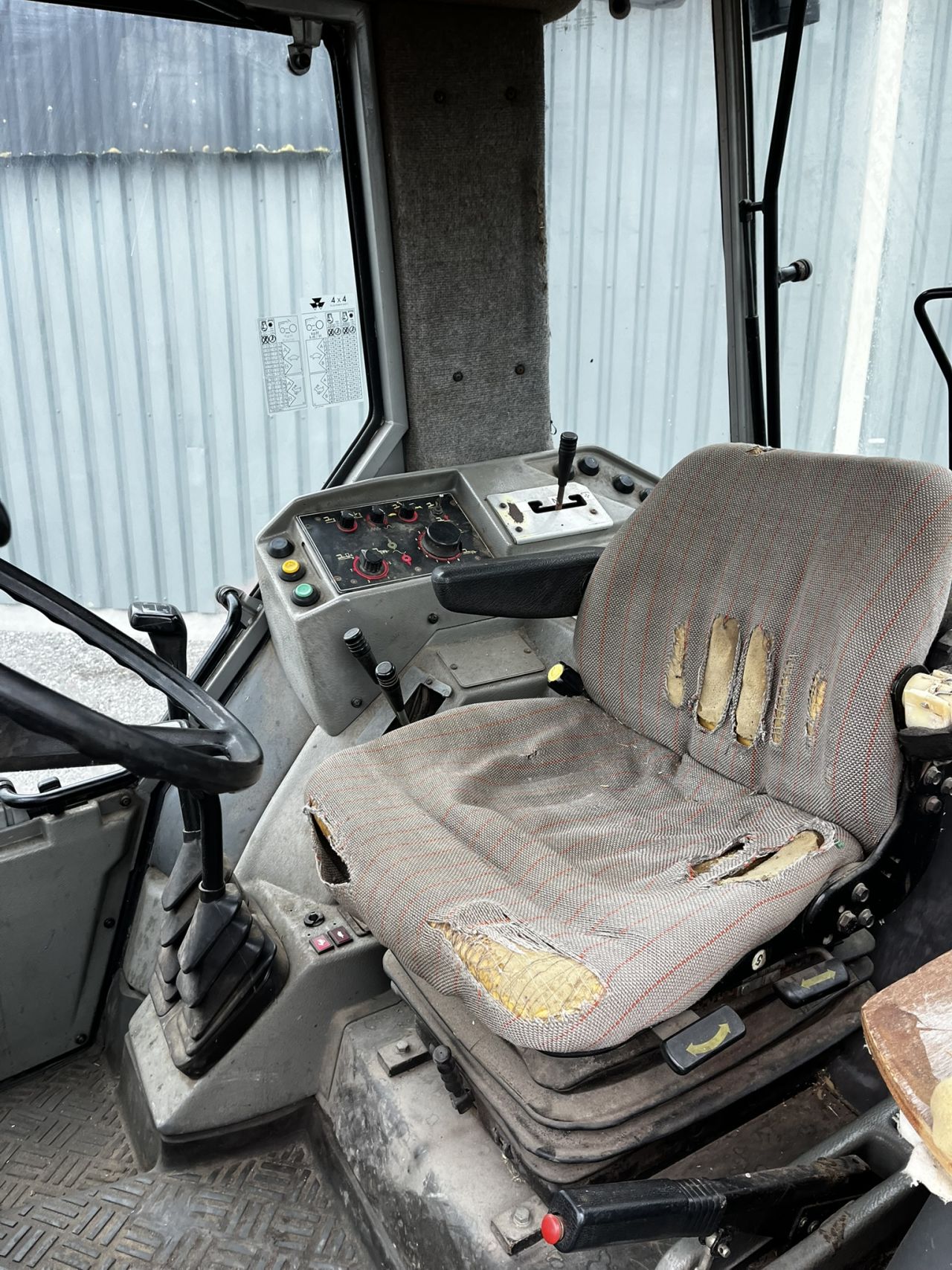 Massey Ferguson 3060 40km met voorlader MARGE