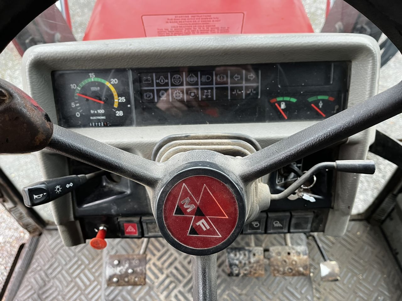 Massey Ferguson 3060 40km met voorlader MARGE