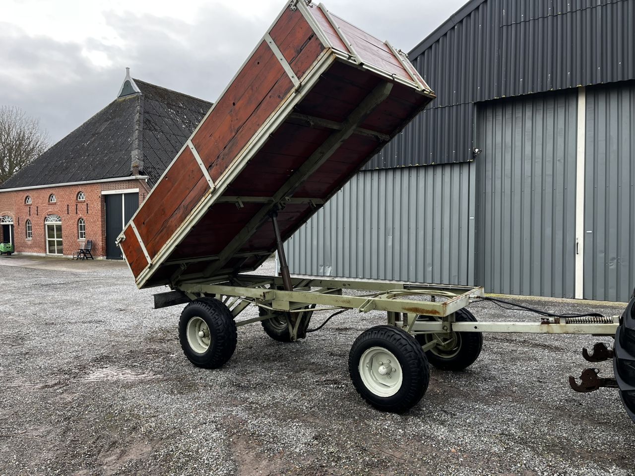 4-Wielige kipper / landbouwwagen