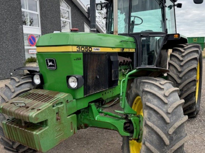 John Deere 3050 4WD MED FRONTVÆGTE