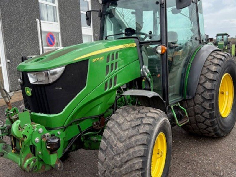 John Deere 5105GF FRONTLIFT. HJUL MED DÆK MEDFØLGER