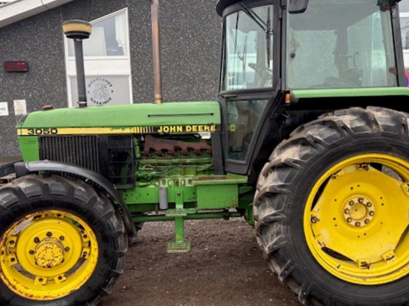 John Deere 3050 4WD MED FRONTVÆGTE