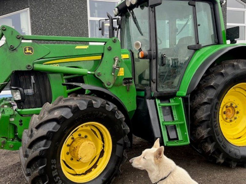 John Deere 6830 PREMIUM AUTOPOWER, FRONTLÆSSER, FRONTLIFT, FRONT PTO