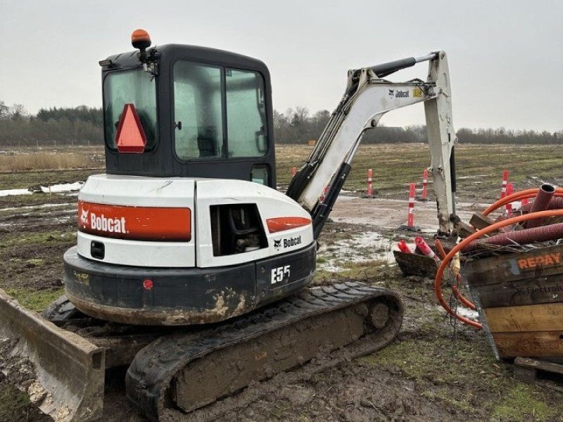 Bobcat E55
